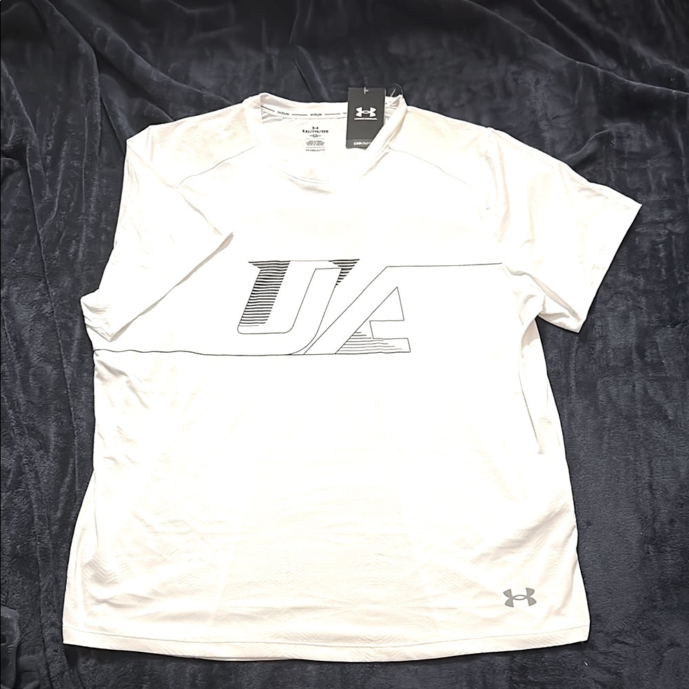 Under Armour White Short Sleeve Tee Athletic Performance
